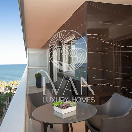 Casa Hugo Ivan Luxury Homes 8ª Norte 1ª Linea オロペサ・デル・マール エクステリア 写真