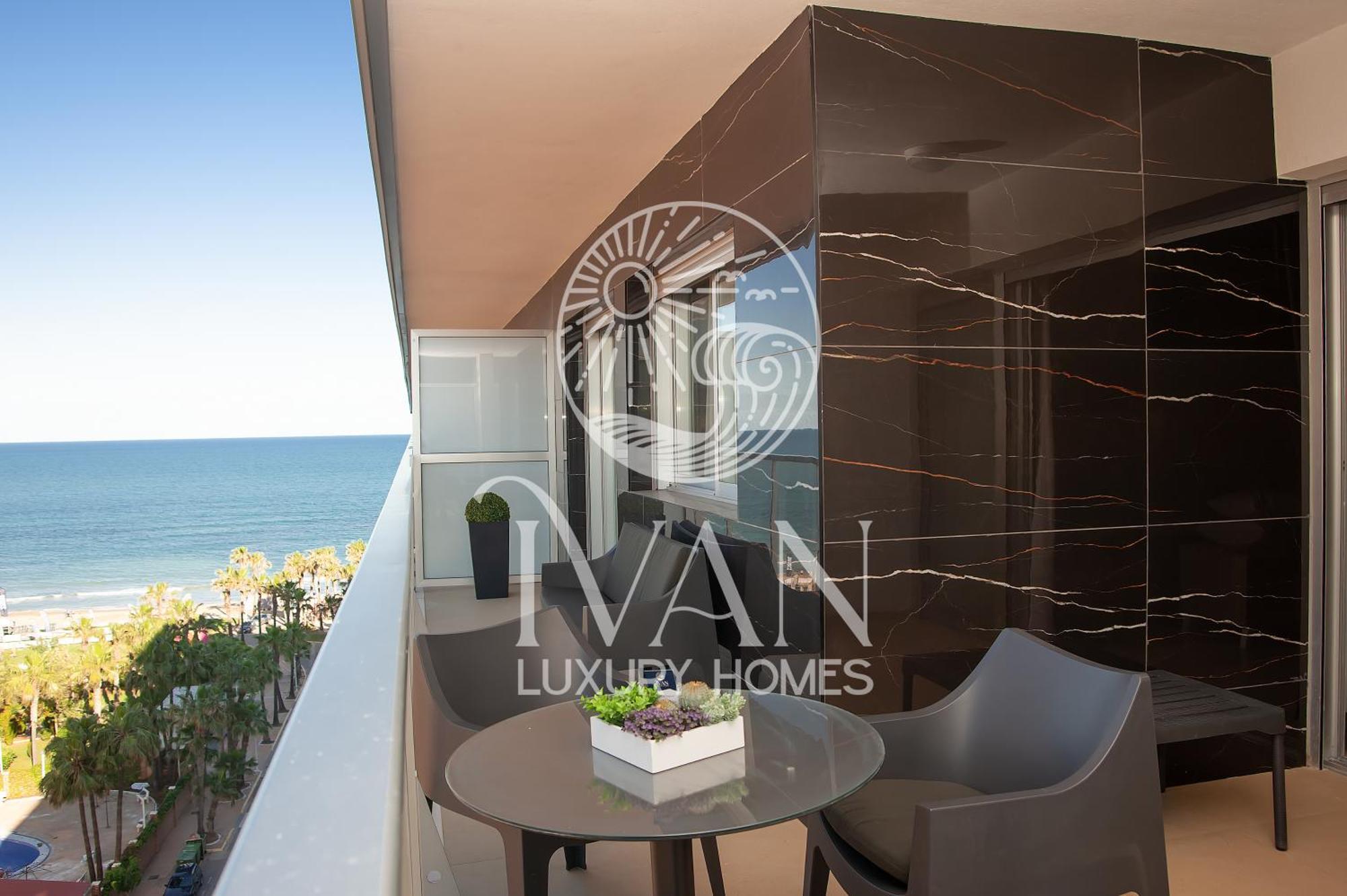 Casa Hugo Ivan Luxury Homes 8ª Norte 1ª Linea オロペサ・デル・マール エクステリア 写真
